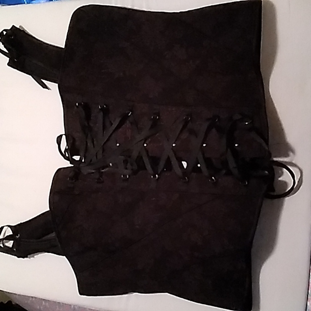 Black floral corset story corset. UK 24